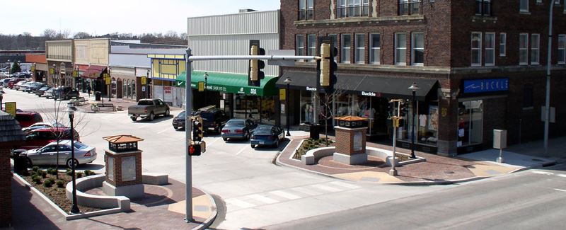 Corridor of Commerce: Downtown Carroll Streetscape