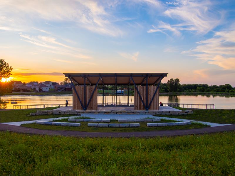 Hawk Ridge Park