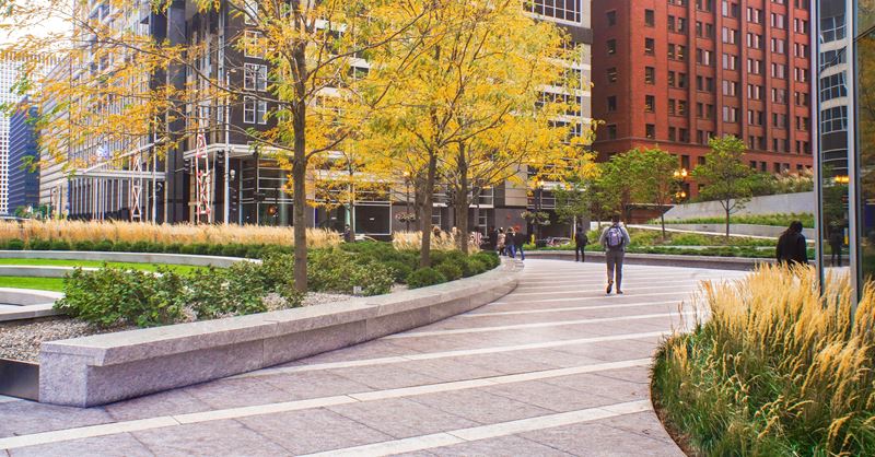 150 North Riverside Receives Honor Award 